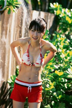 玉婷被六个男人躁到早上